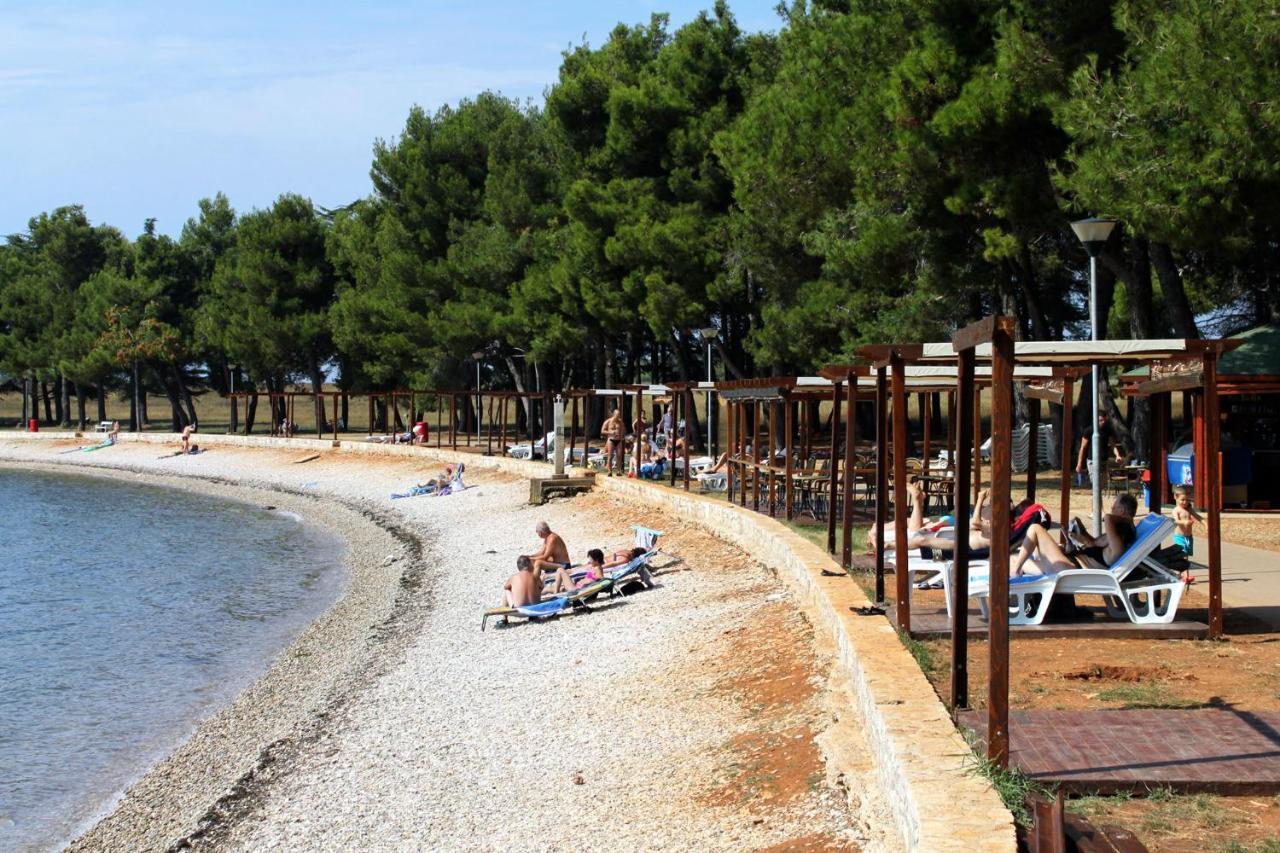 Apartments With A Swimming Pool Novigrad - 7078 Novigrad (Istria) Exterior foto