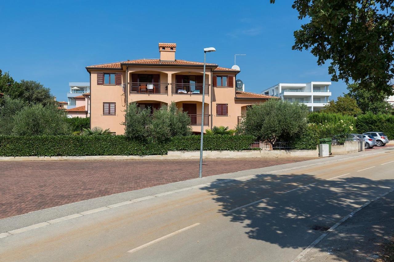Apartments With A Swimming Pool Novigrad - 7078 Novigrad (Istria) Exterior foto