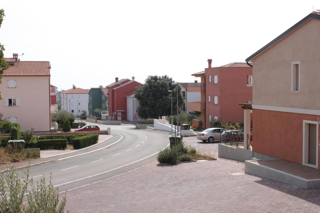 Apartments With A Swimming Pool Novigrad - 7078 Novigrad (Istria) Exterior foto